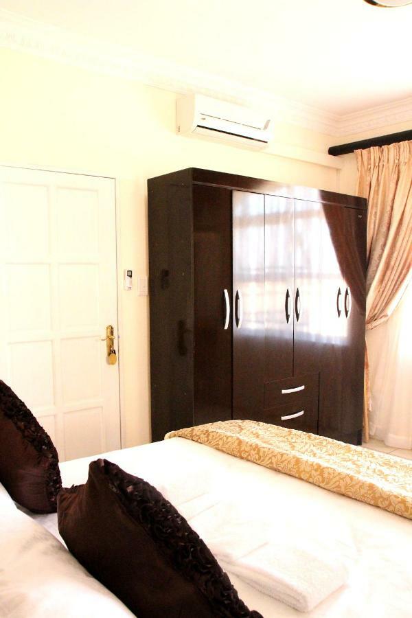 Ekupholeni Garden Villas Manzini Kültér fotó