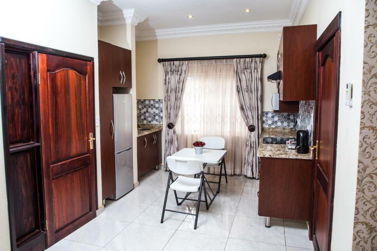 Ekupholeni Garden Villas Manzini Kültér fotó