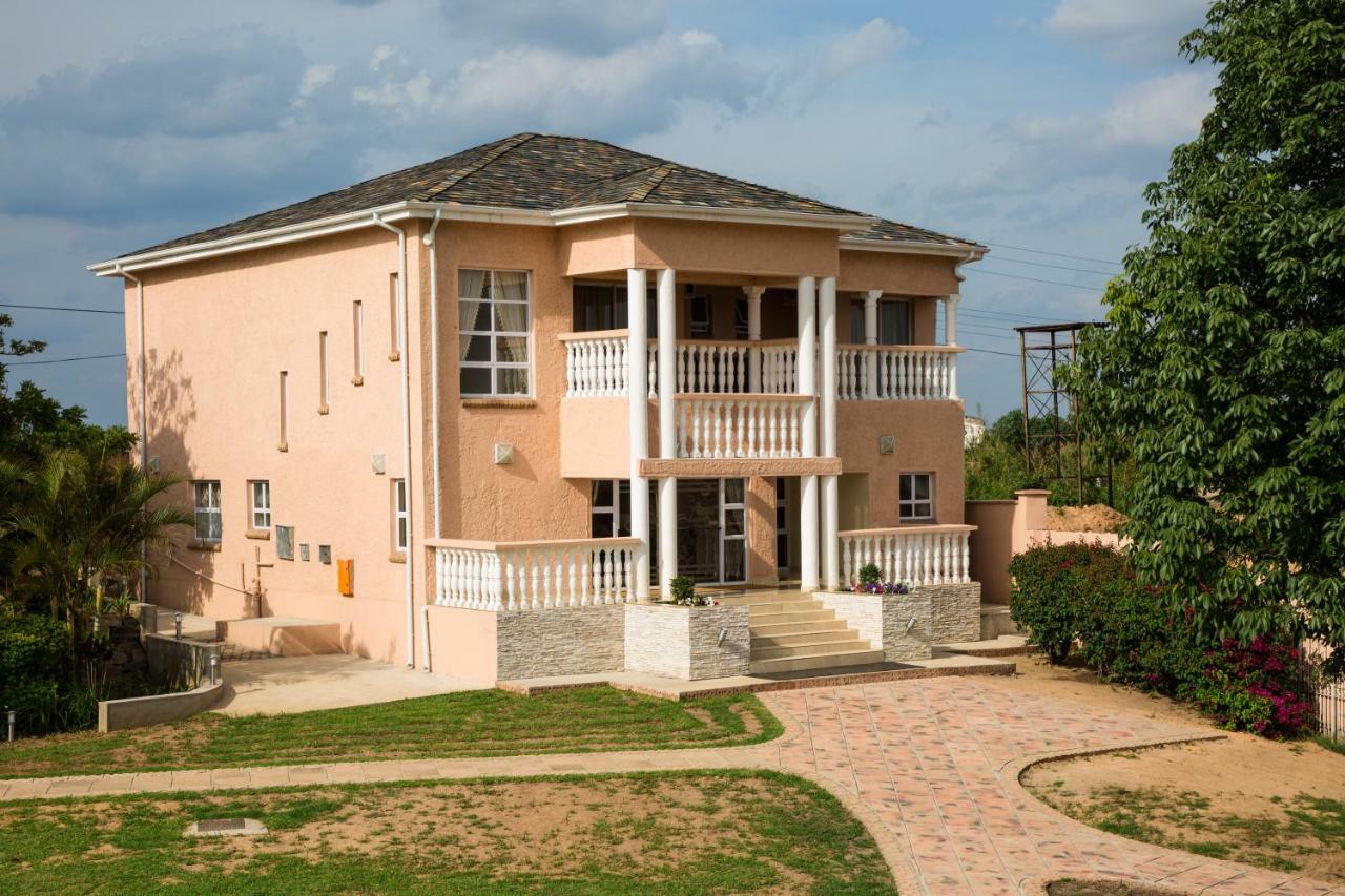 Ekupholeni Garden Villas Manzini Kültér fotó